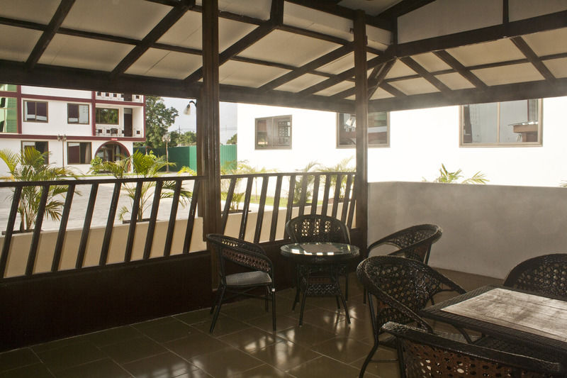 Consir Executive Lodge Accra Eksteriør billede