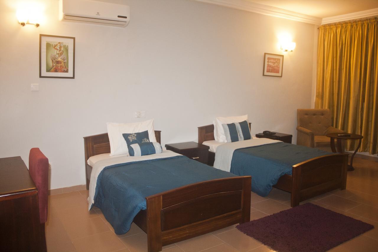 Consir Executive Lodge Accra Eksteriør billede