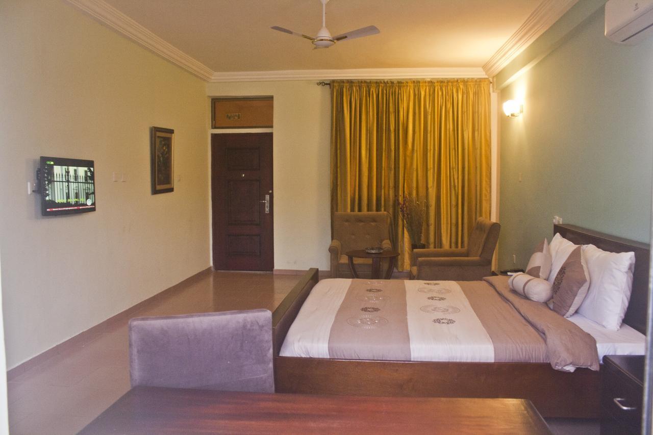 Consir Executive Lodge Accra Eksteriør billede