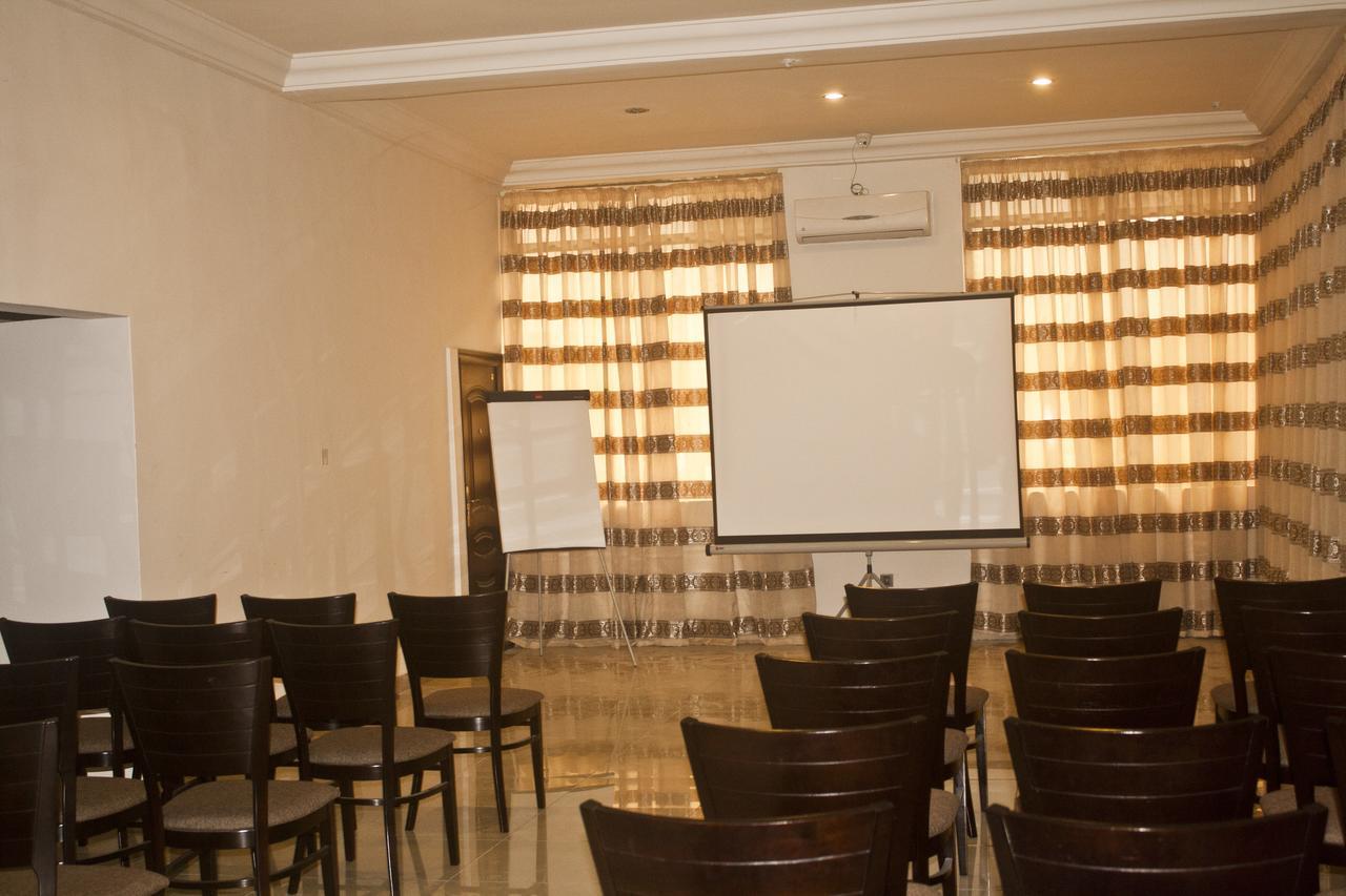 Consir Executive Lodge Accra Eksteriør billede