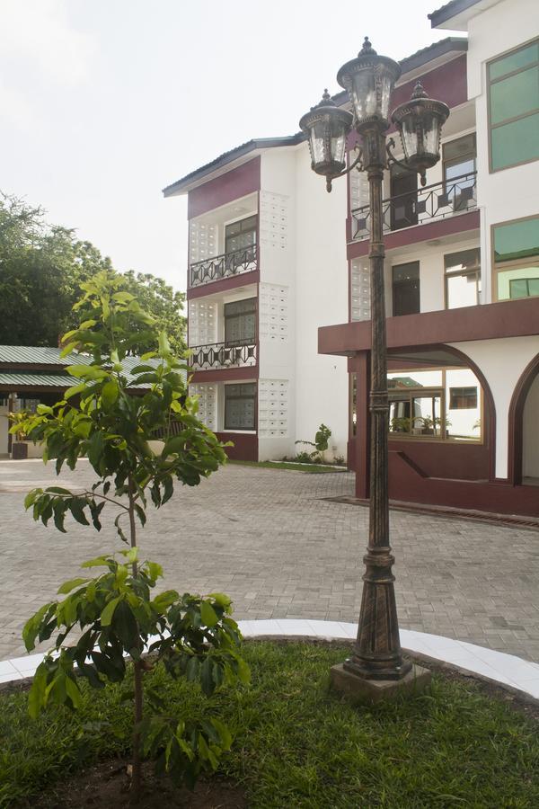 Consir Executive Lodge Accra Eksteriør billede