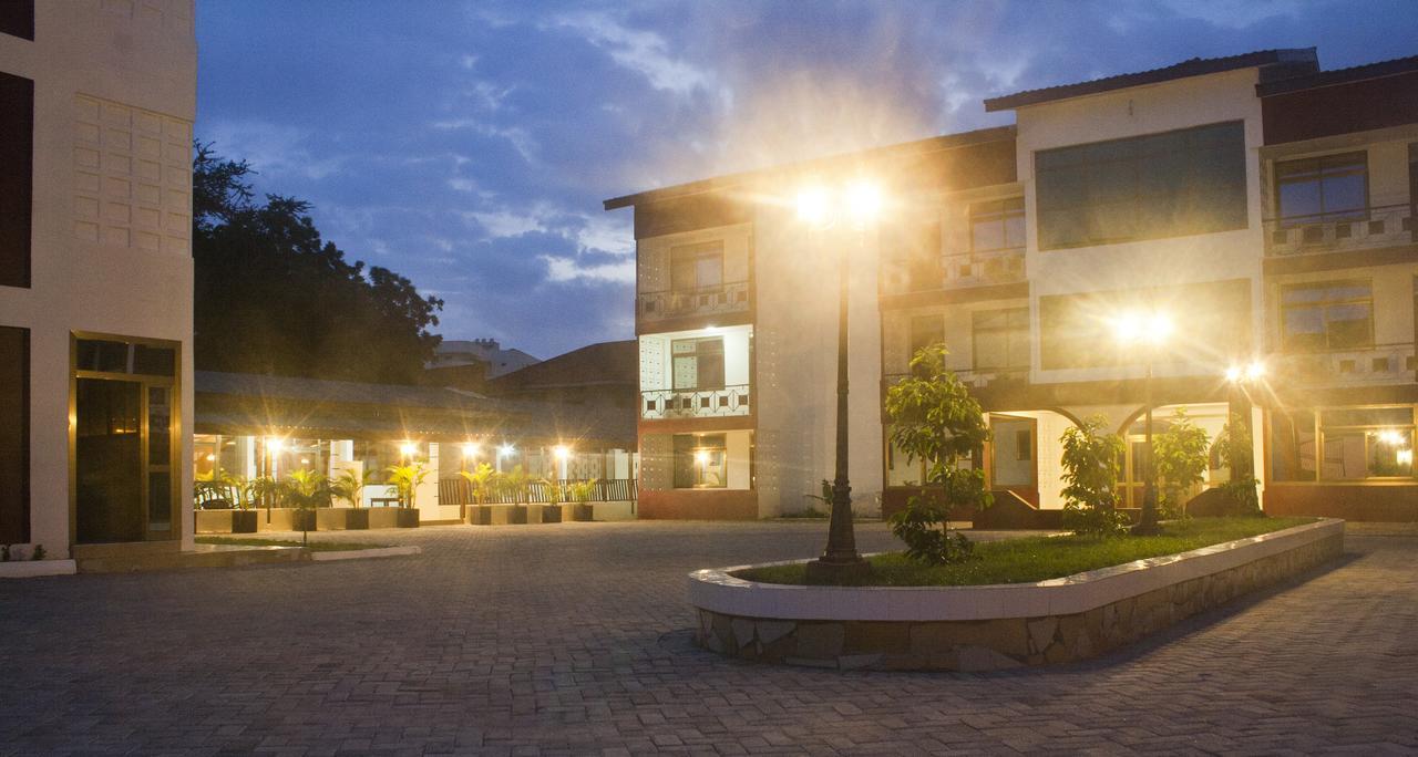 Consir Executive Lodge Accra Eksteriør billede