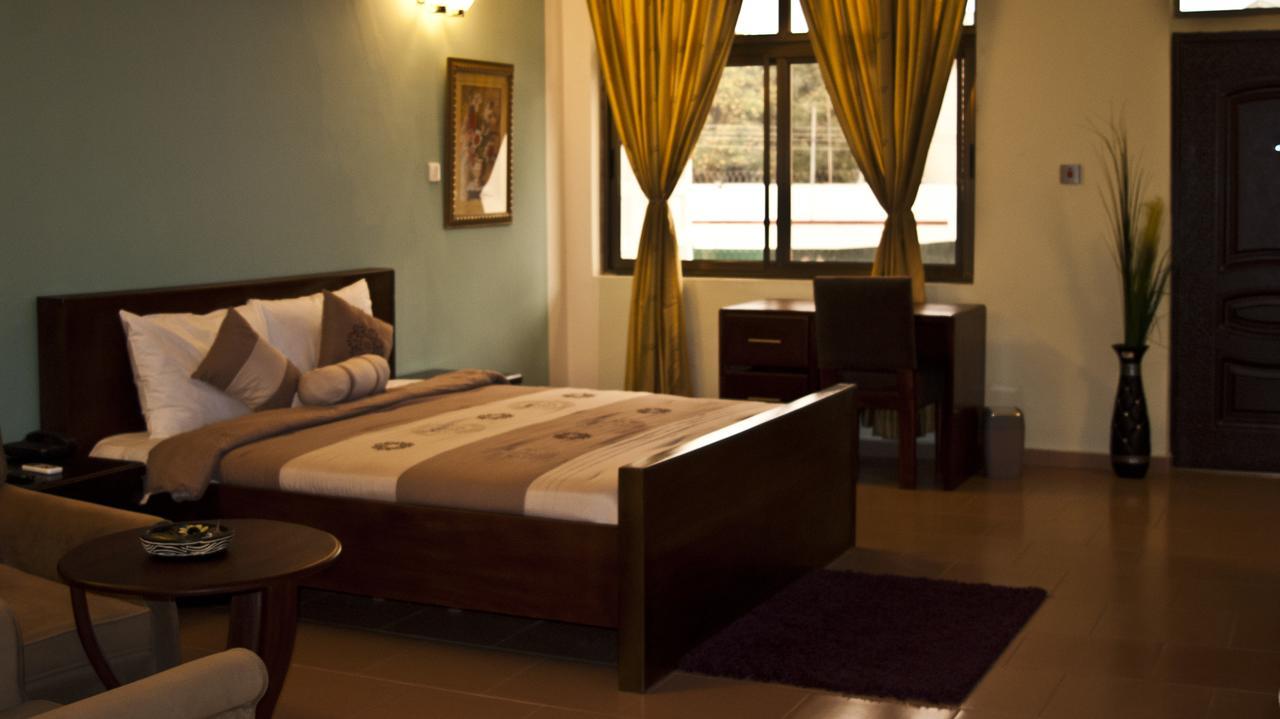 Consir Executive Lodge Accra Eksteriør billede