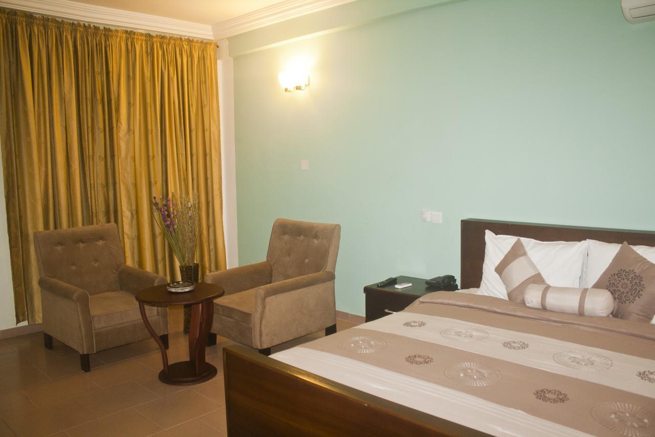 Consir Executive Lodge Accra Eksteriør billede