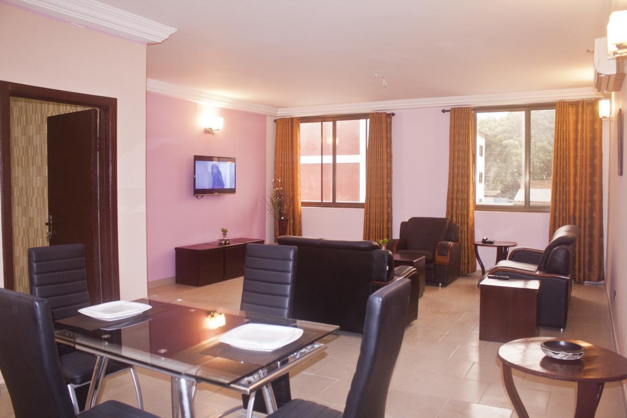 Consir Executive Lodge Accra Eksteriør billede