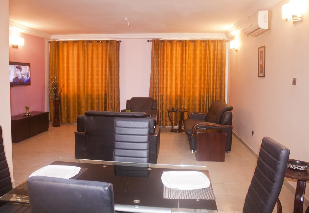 Consir Executive Lodge Accra Eksteriør billede