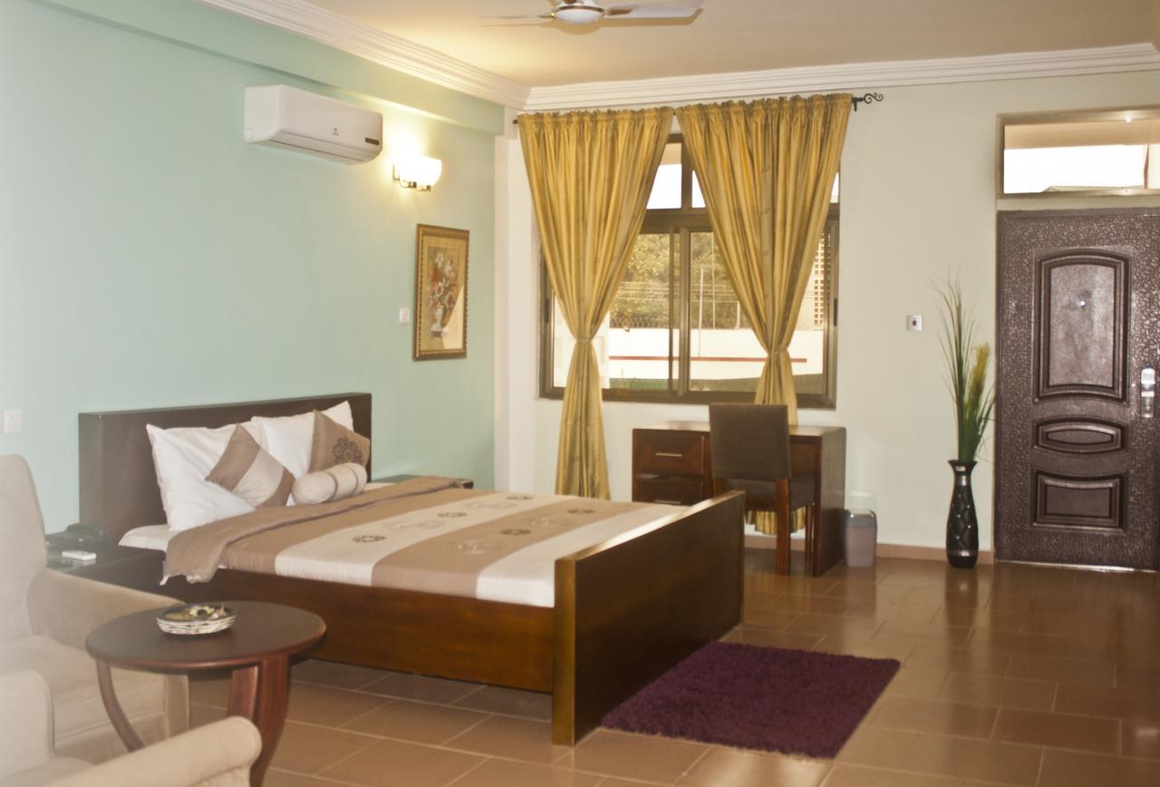 Consir Executive Lodge Accra Eksteriør billede